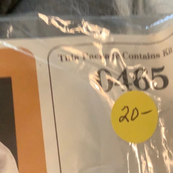 COPY - Creative Circle embroidery & Candlewicking pillow kit, everything but fo… - Picture 3 of 3